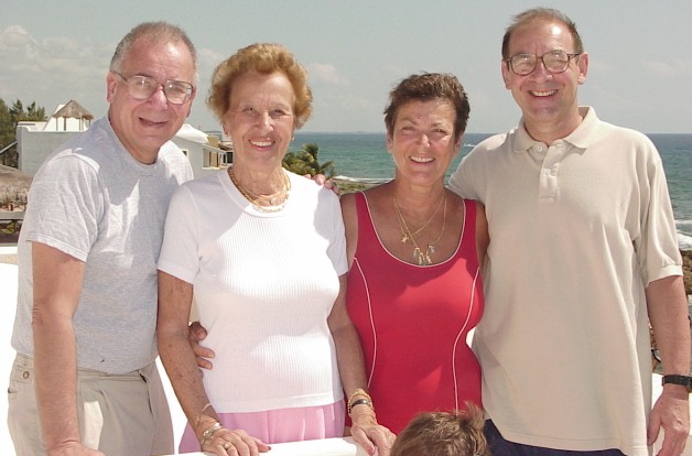 Bumba and the cousins.jpg (64544 bytes)
